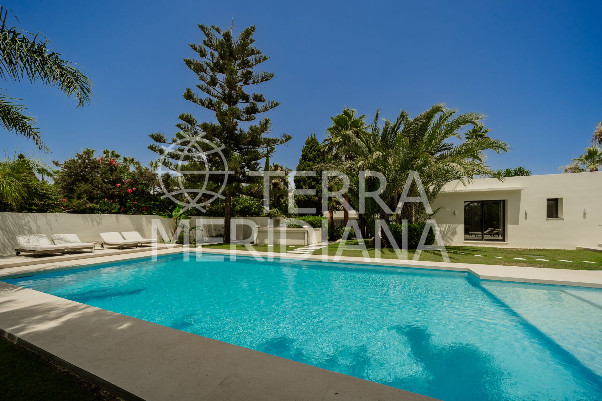 Villa in Marbesa, Marbella
