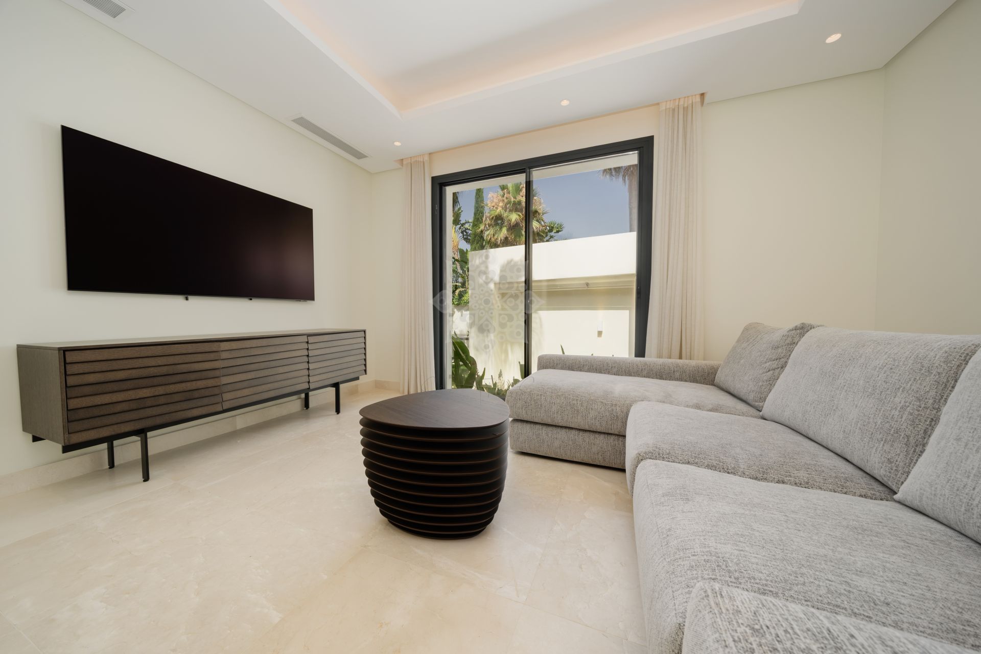 Villa in Marbesa, Marbella