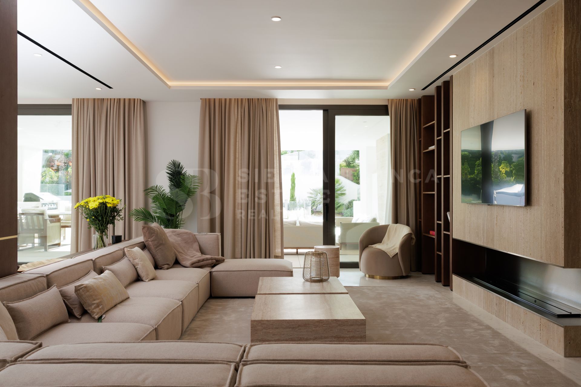Epic 10 - a completely customised, 6-bedroom gem in the heart of phase 3.