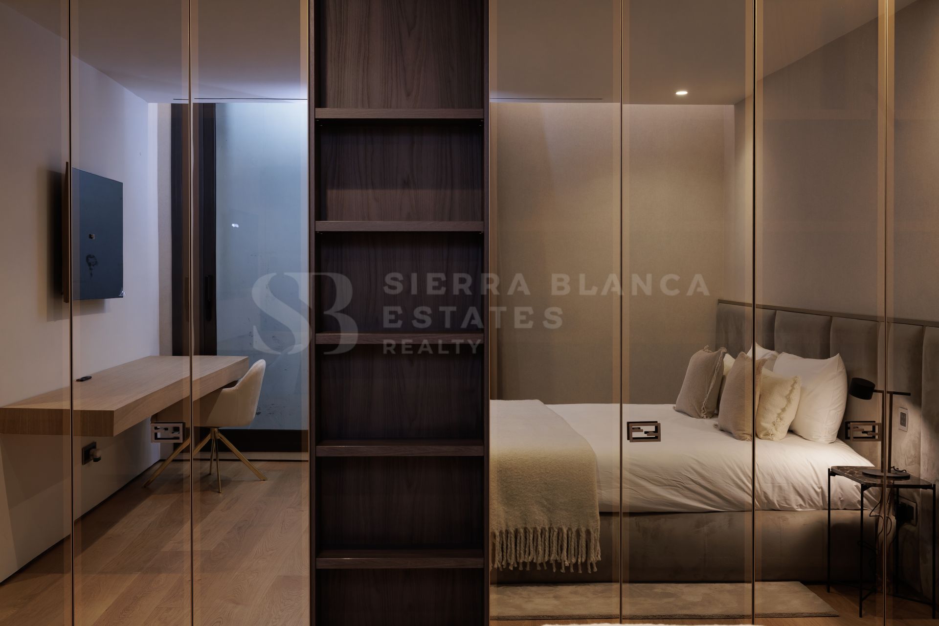 Epic 10 - a completely customised, 6-bedroom gem in the heart of phase 3.