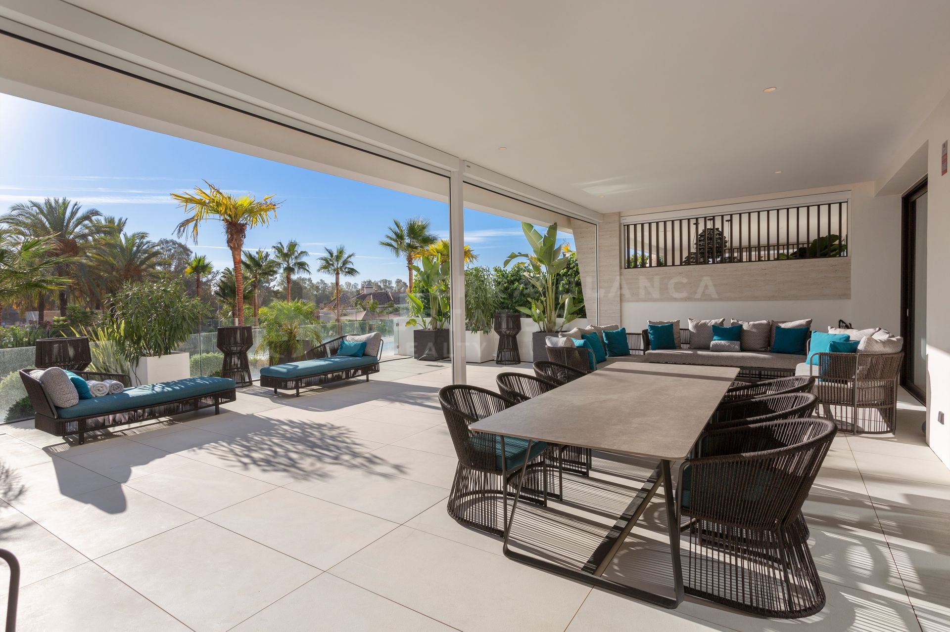 Duplex Planta Baja en venta en Epic Marbella, Marbella Golden Mile