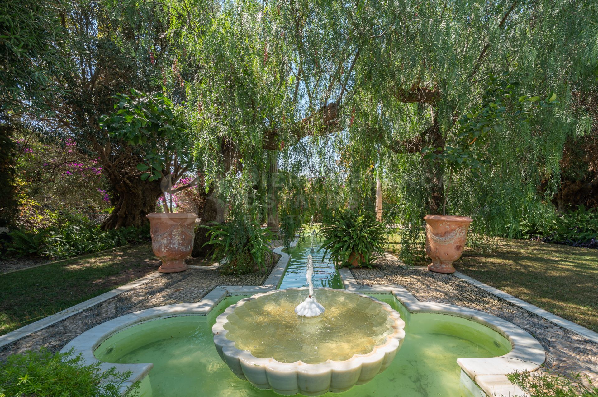 Amazing villa with a Mediterranean design located in Las Lomas del Marbella Club
