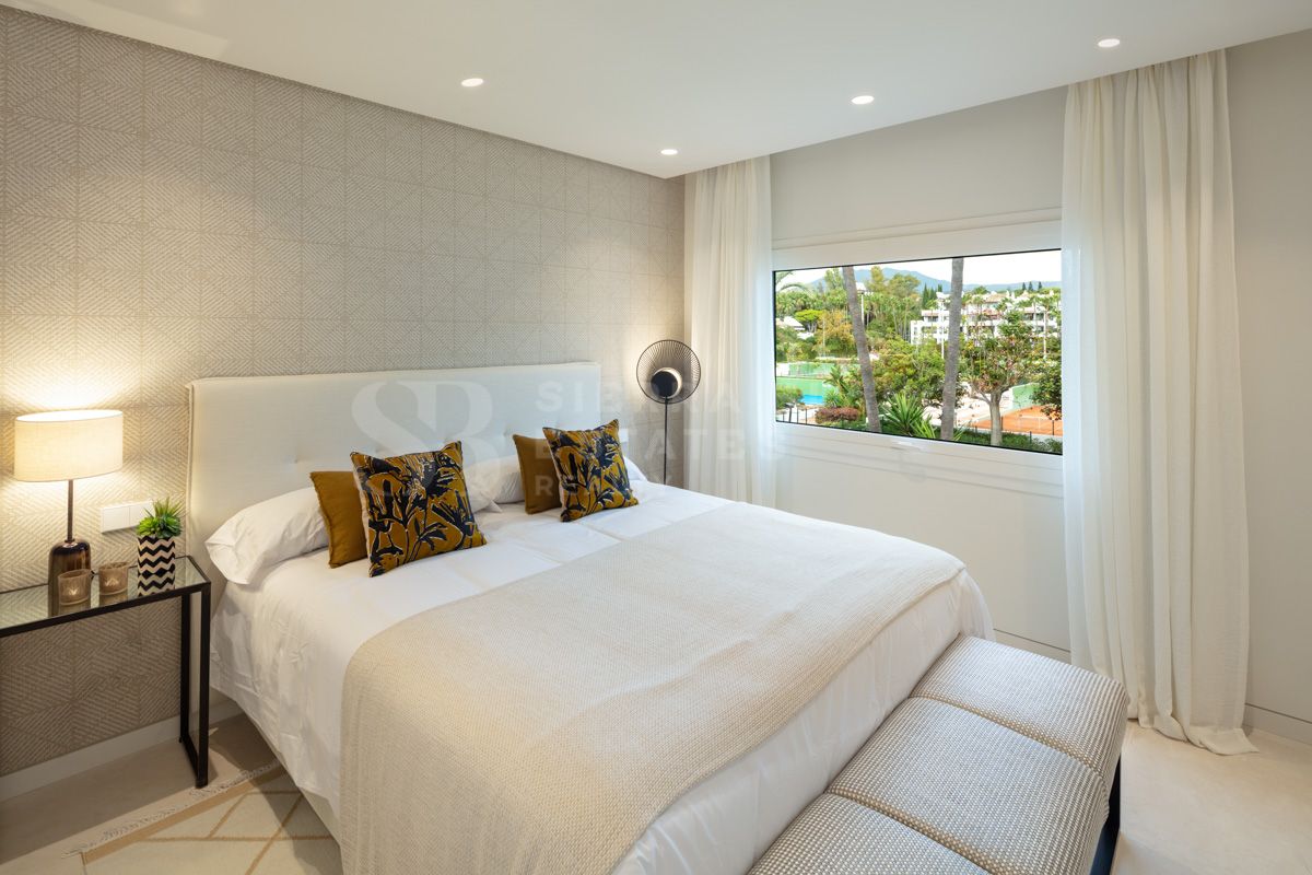 Stylish Duplex Penthouse in the Exclusive Puente Romano Resort