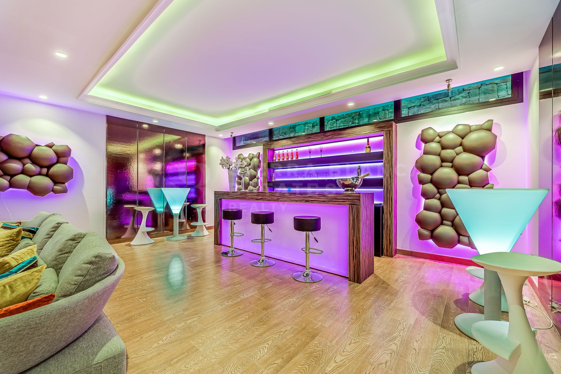 Cutting Edge Modern Apartment in Sierra Blanca