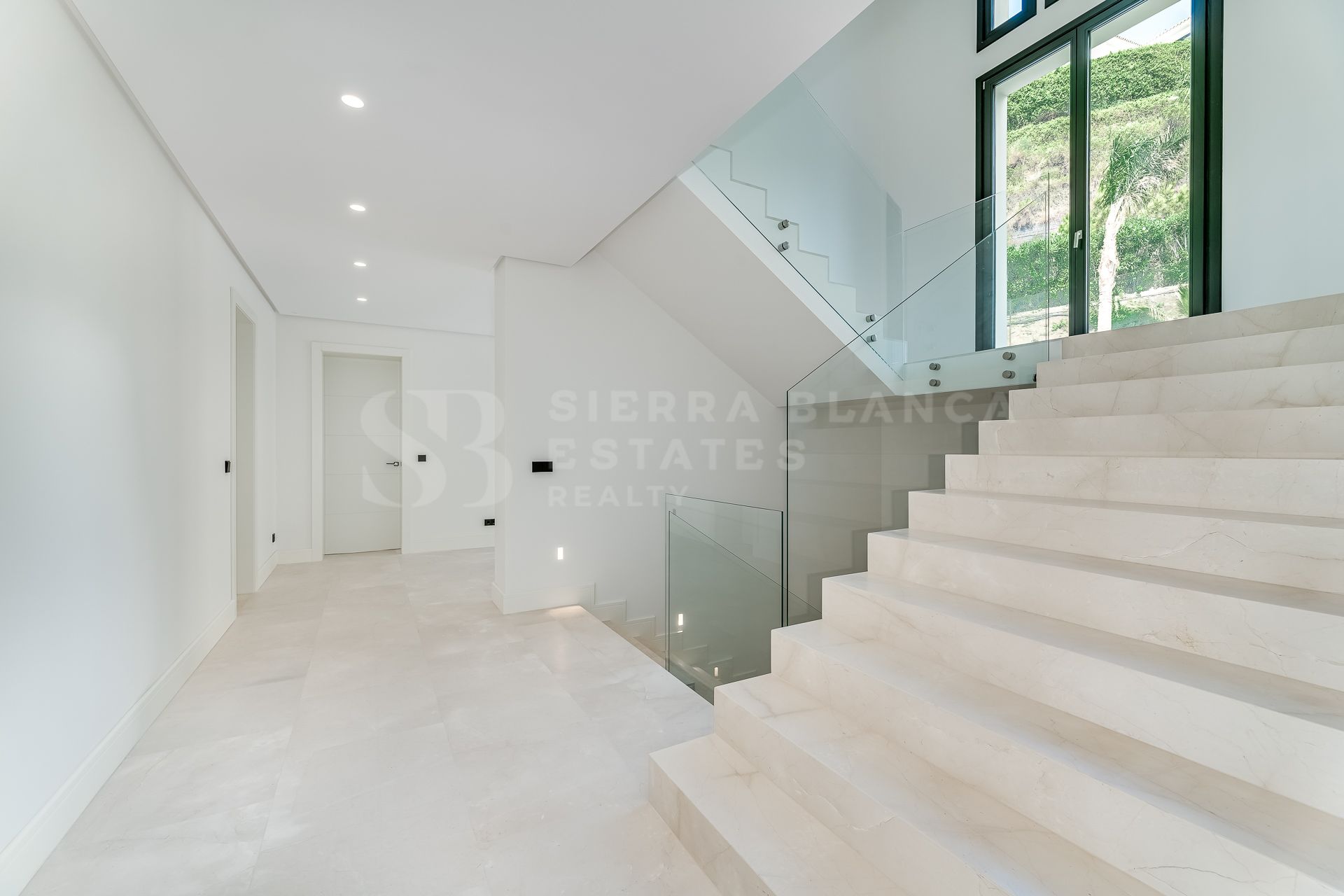 A peine terminé! Une villa moderne au coeur de La Zagaleta