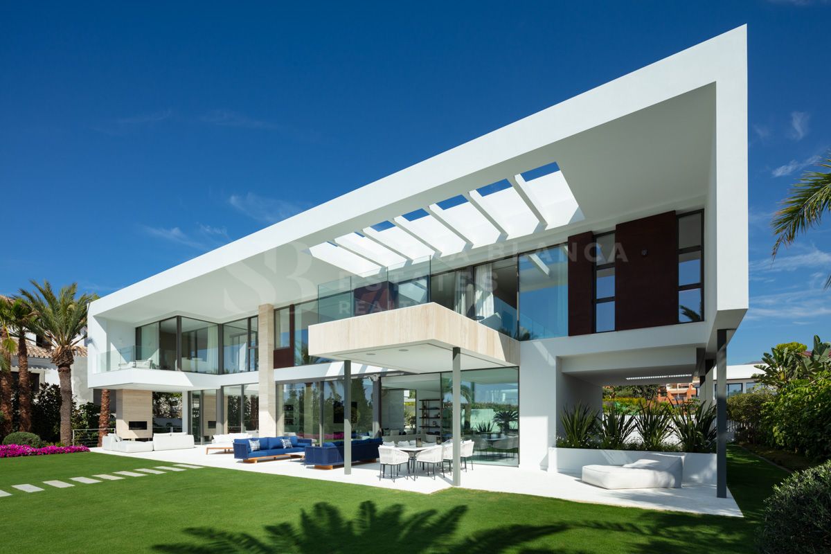 A Remarkable Contemporary Villa with Sea Views in Nueva Andalucia
