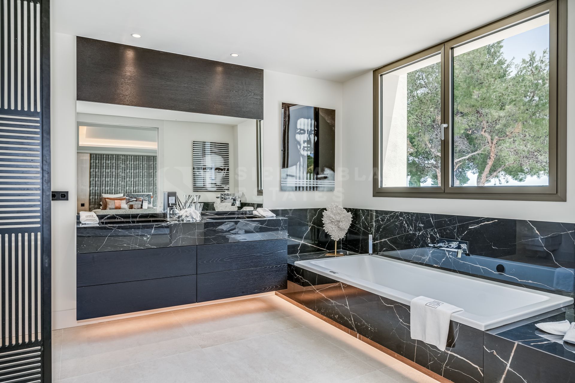 Exceptional Newly Built Villa with Sea Views in Sierra Blanca