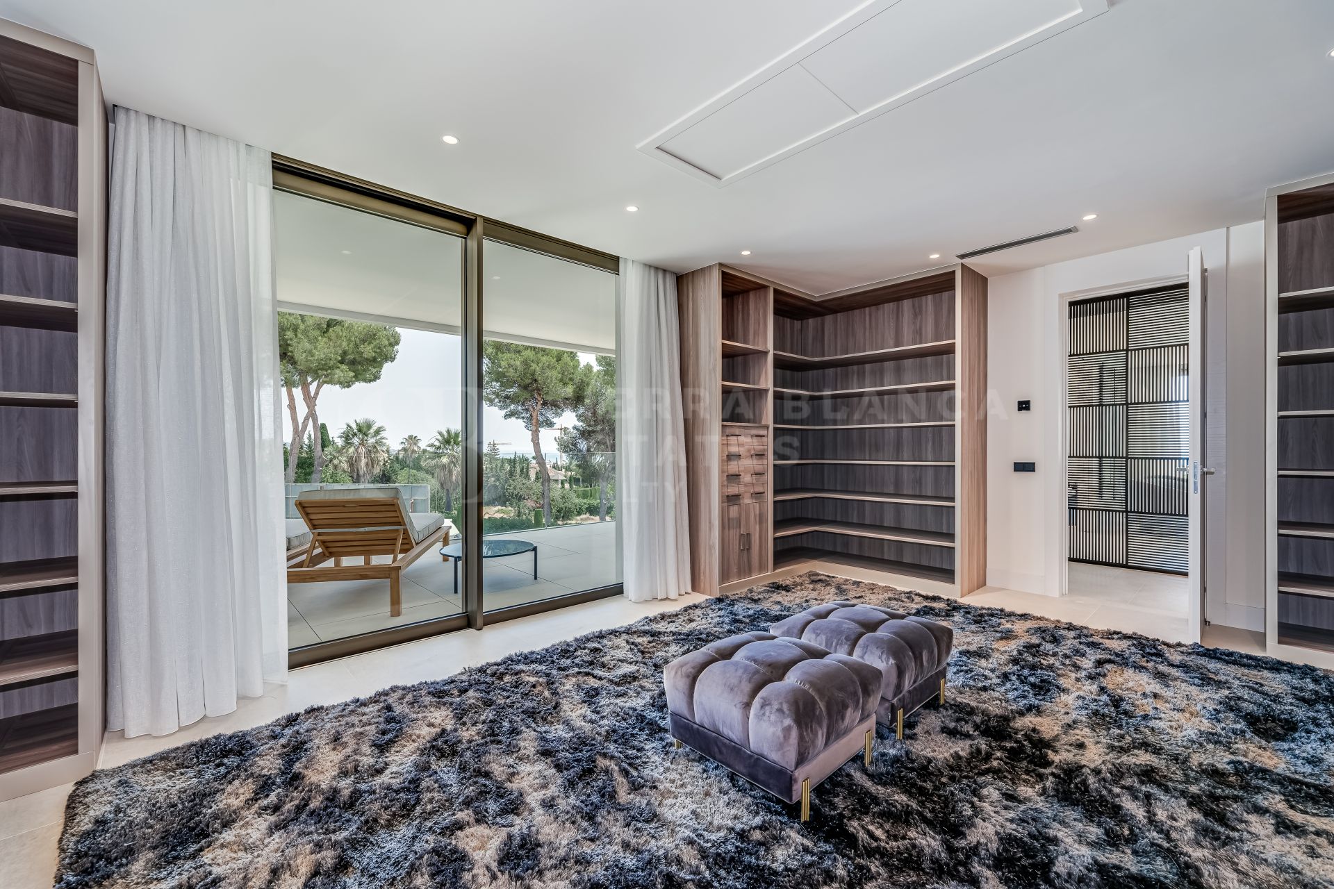 Exceptional Newly Built Villa with Sea Views in Sierra Blanca