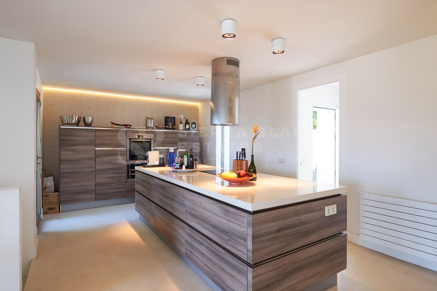 Encantadora villa moderna en Lomas de Nueva Andalucia