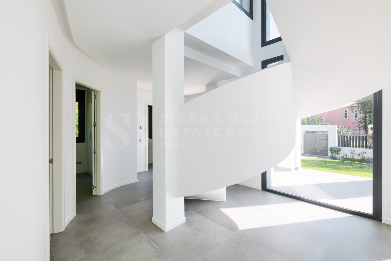 Newly Built Villa in Hacienda Las Chapas