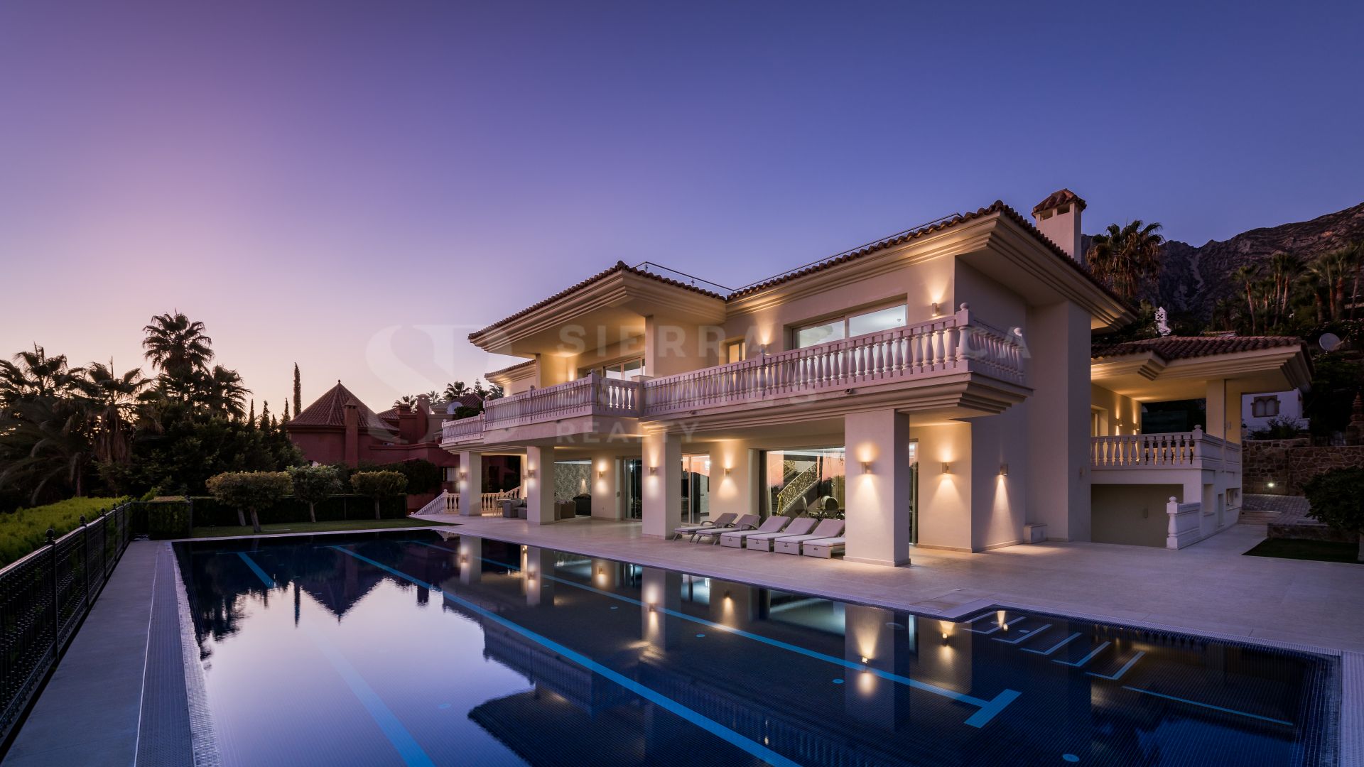 Luxueuse villa classique à vendre et à louer à Sierra Blanca