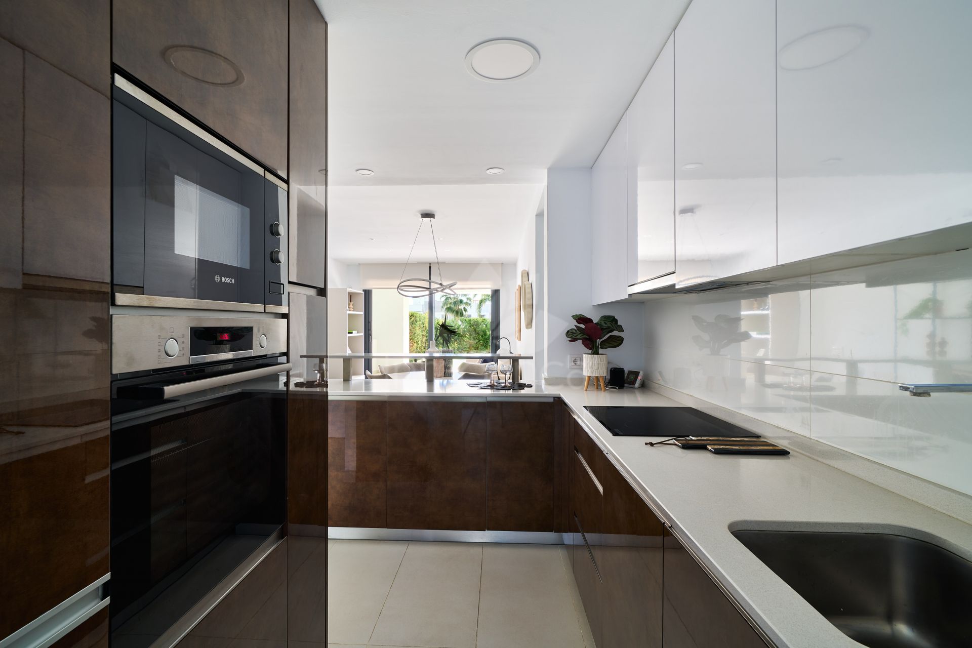 Ground Floor Apartment in New Golden Mile, Estepona