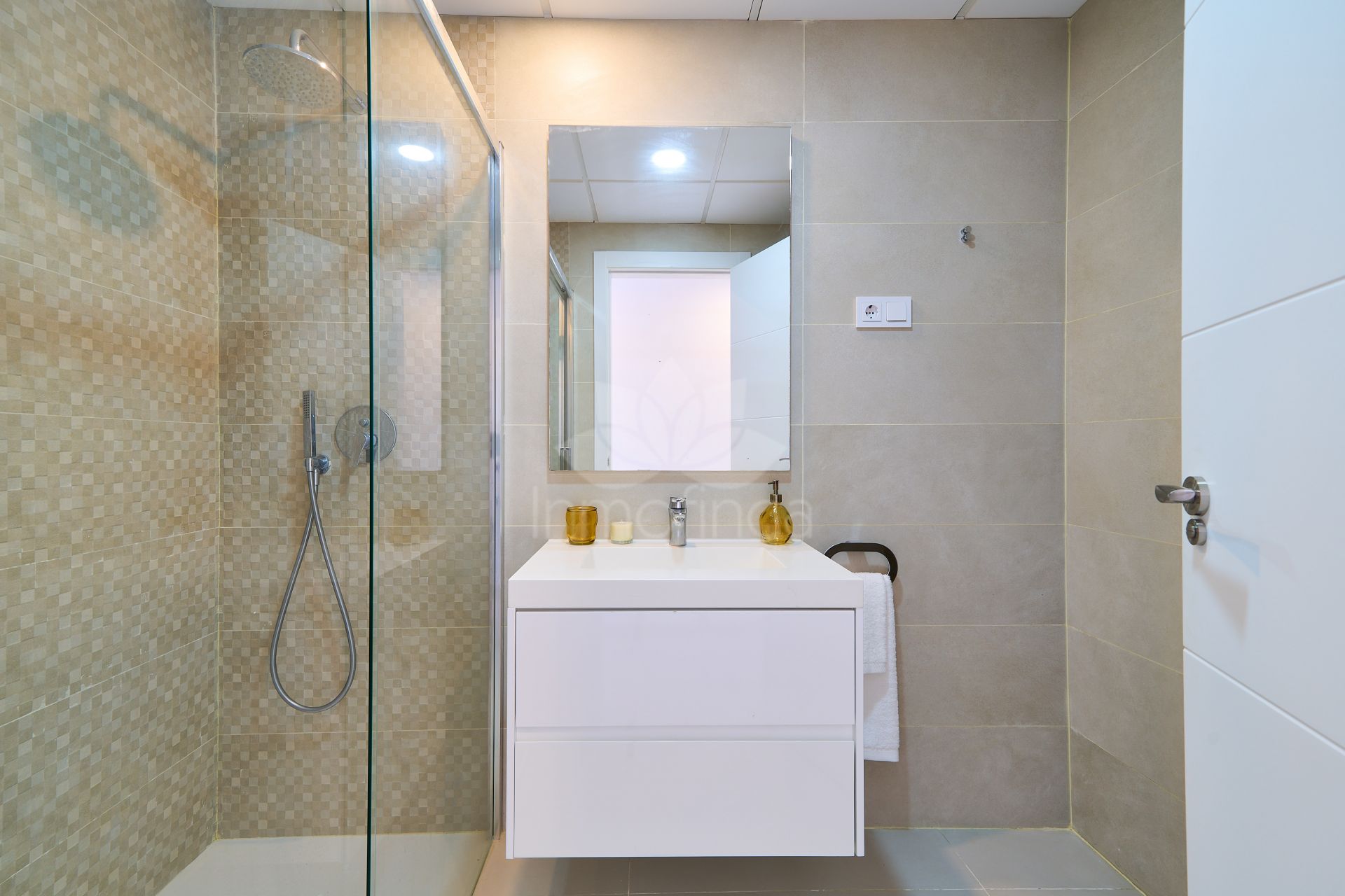 Ground Floor Apartment in New Golden Mile, Estepona