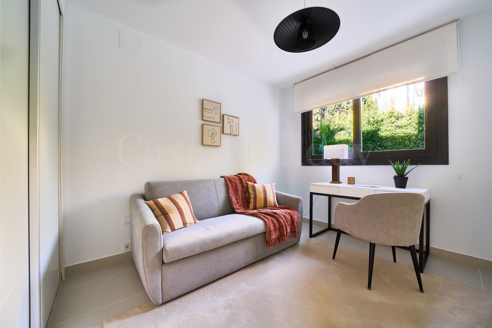 Ground Floor Apartment in New Golden Mile, Estepona