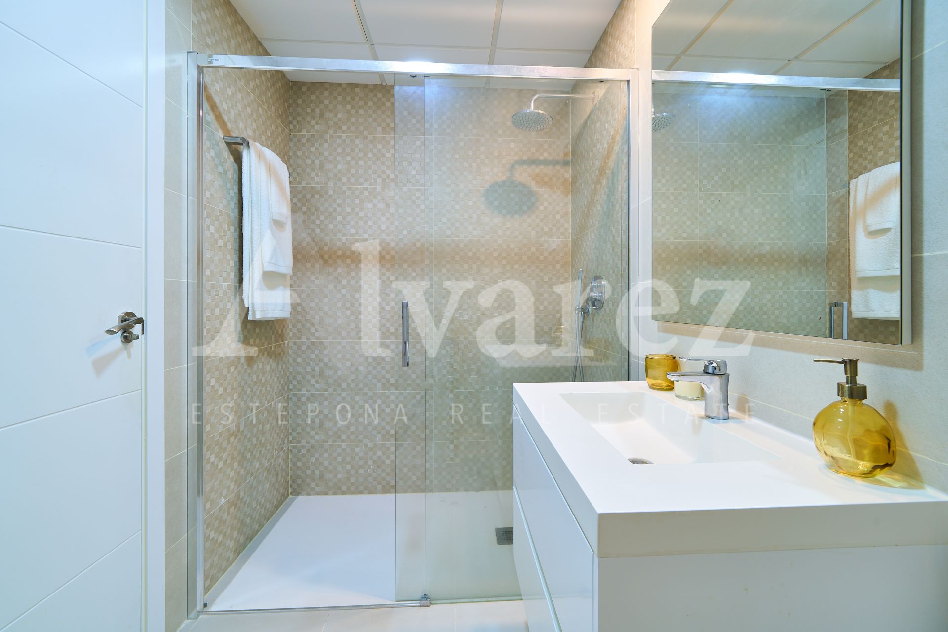 Apartamento Planta Baja en New Golden Mile, Estepona