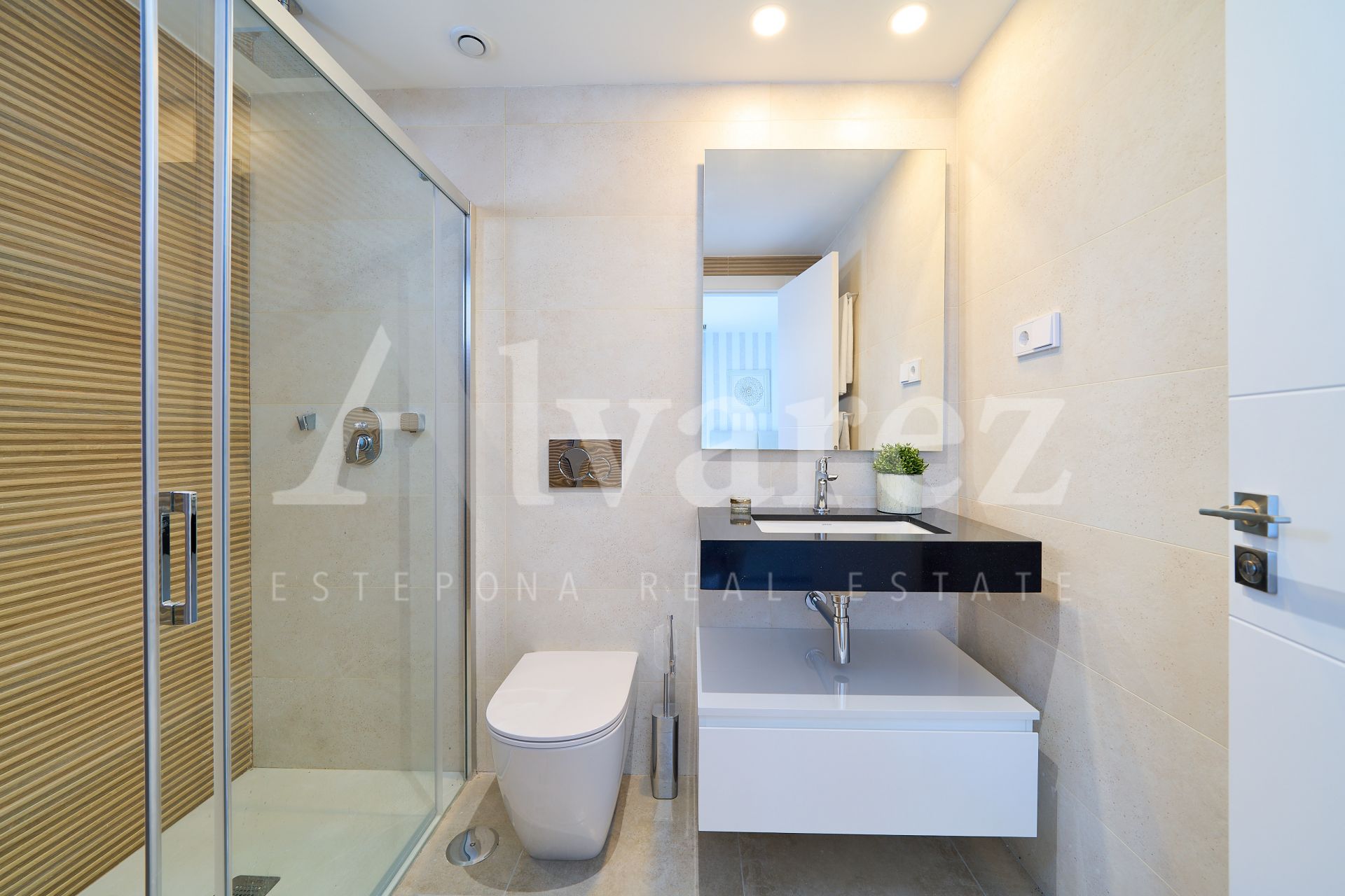 Ground Floor Apartment in Atalaya Golf, Estepona