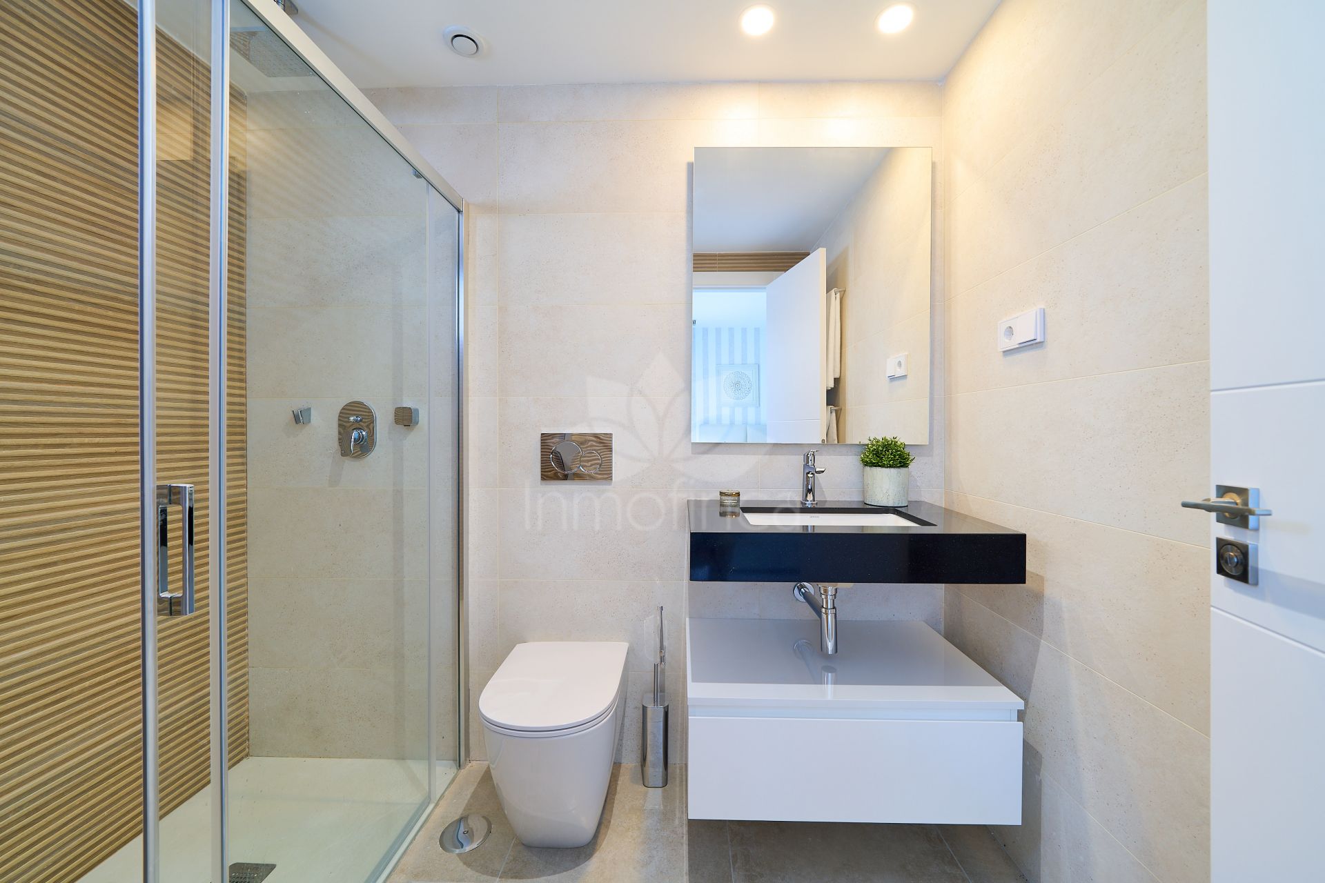 Apartamento Planta Baja en Atalaya Golf, Estepona