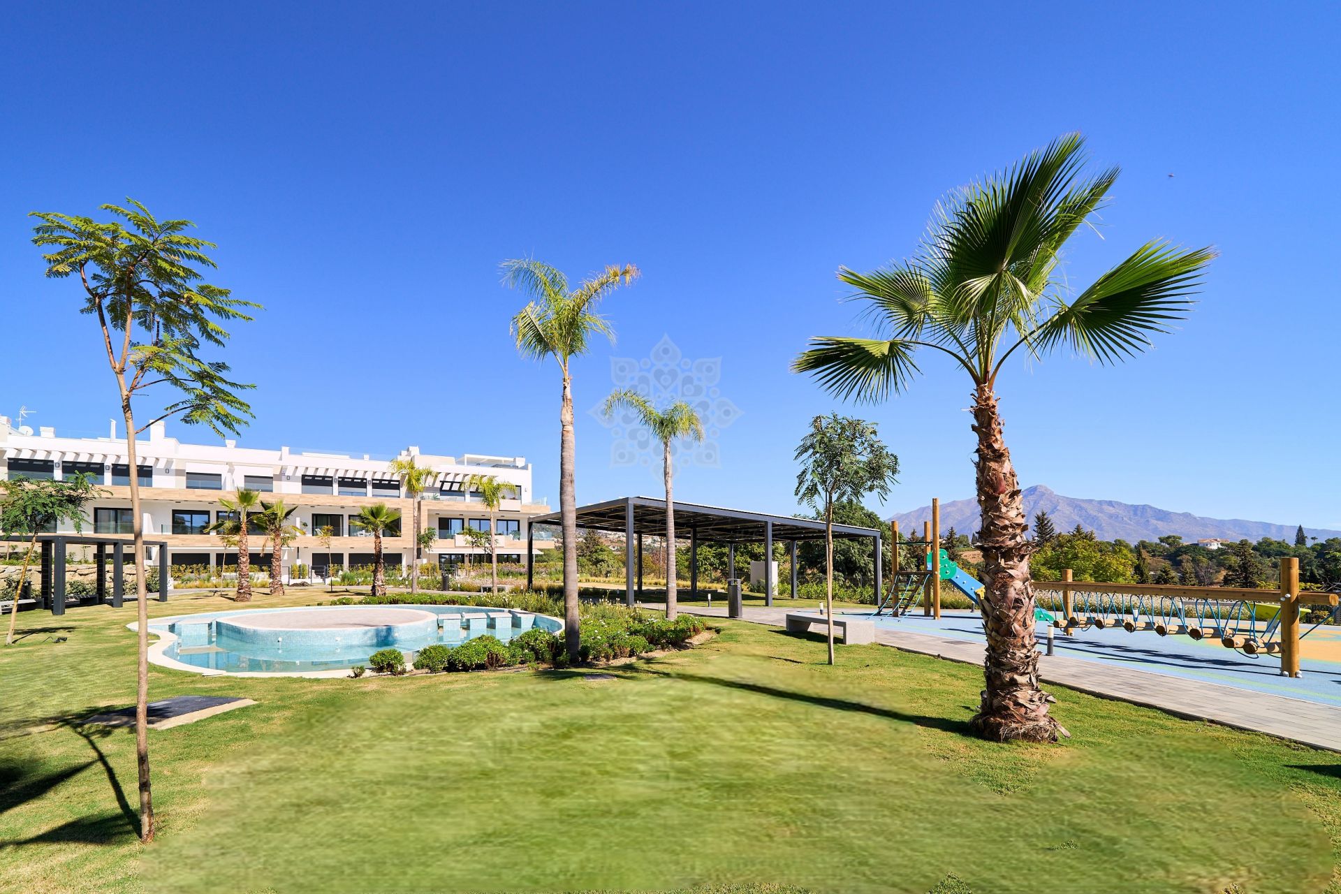 Apartament na parterze w Atalaya Golf, Estepona