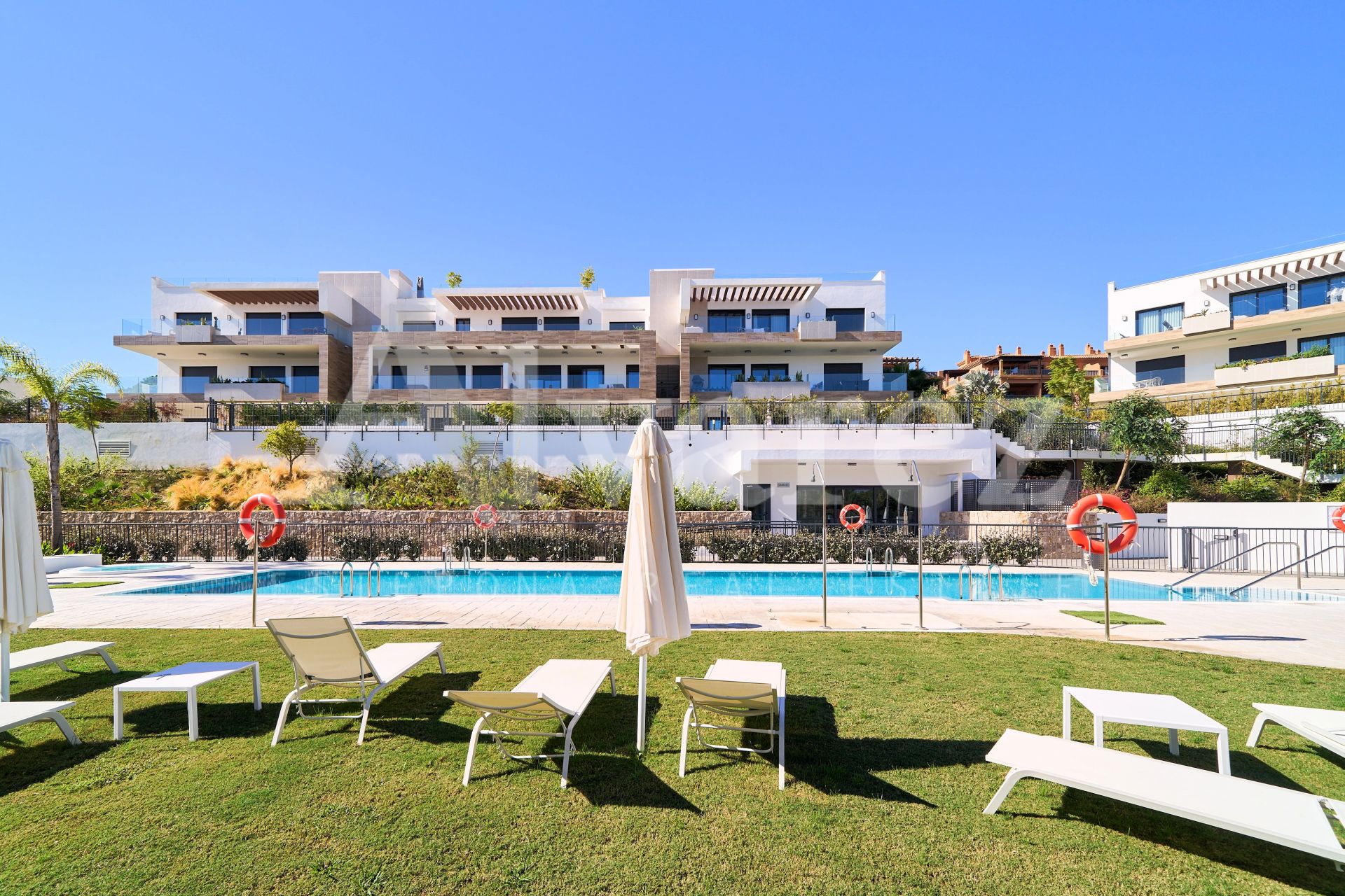 Ground Floor Apartment in Atalaya Golf, Estepona