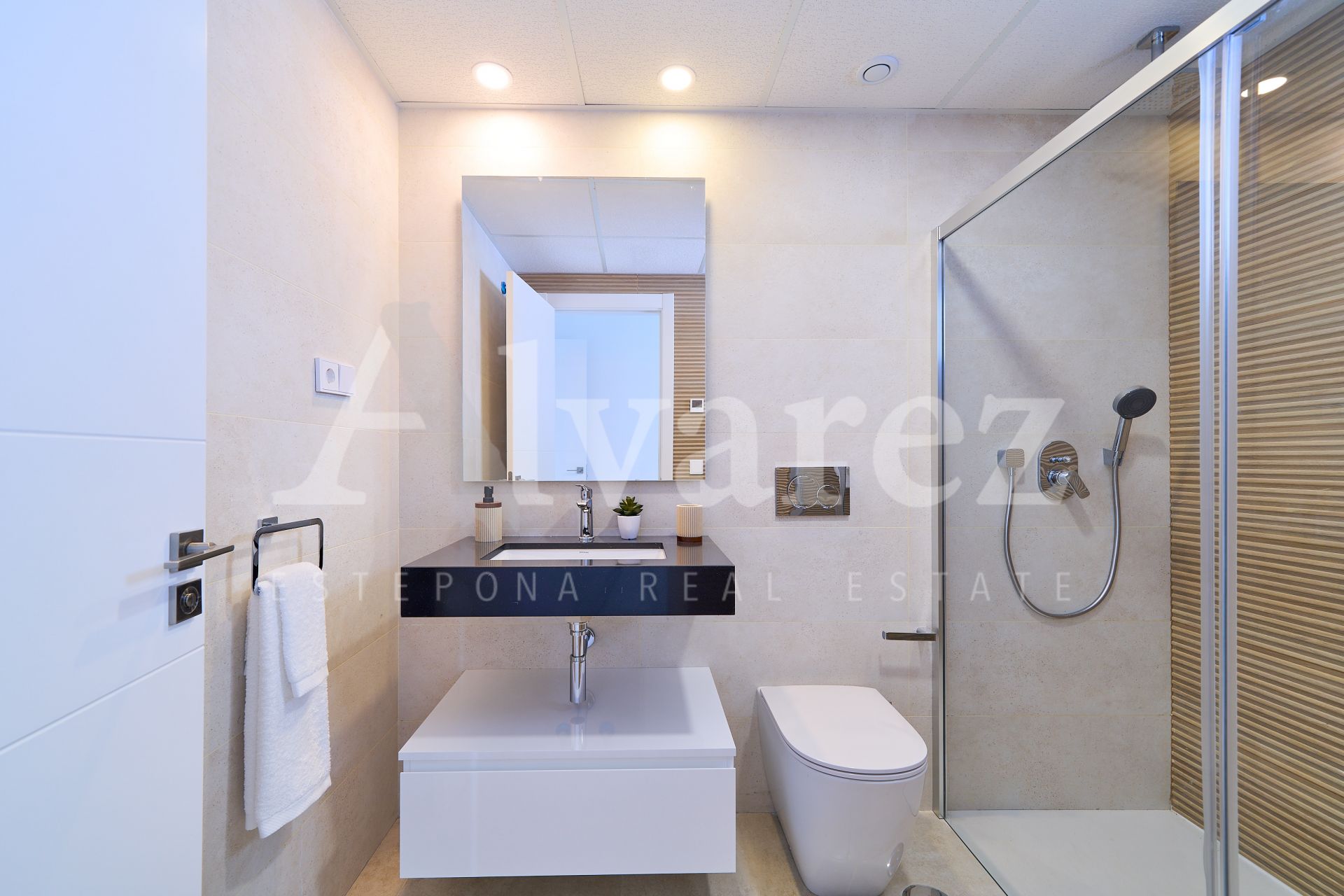 Apartment in Atalaya, Estepona