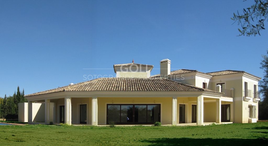 Villa with high quality finishing, Altos de Valderrama