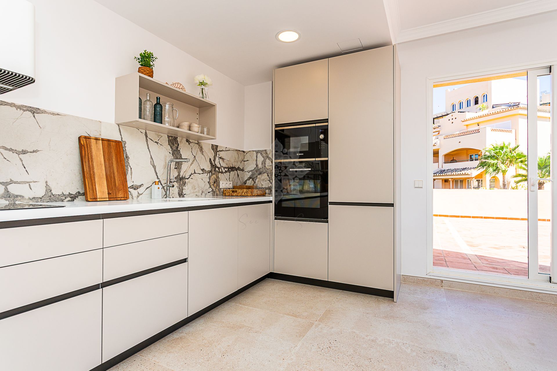 Penthouse in Elviria, Marbella