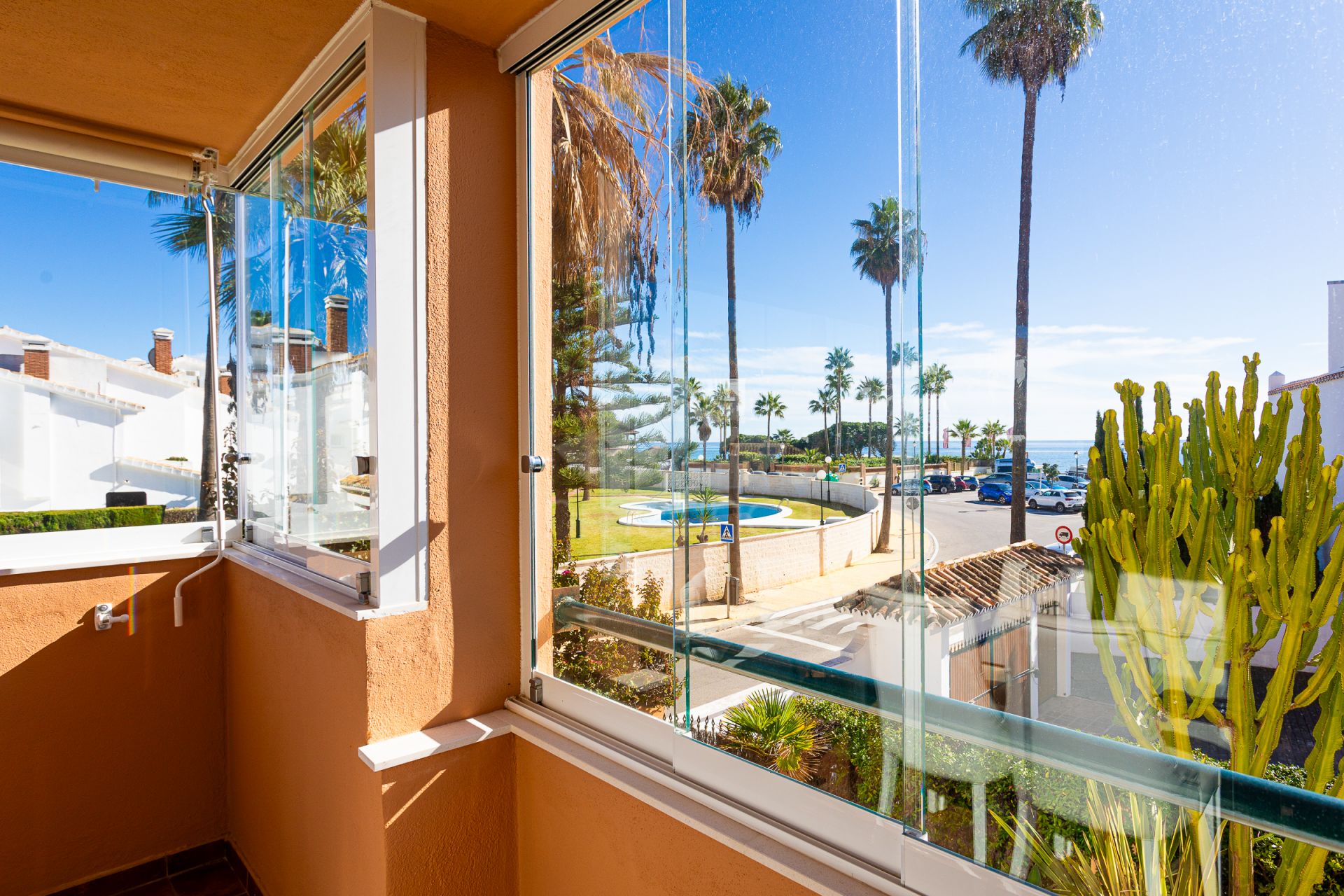 Apartment in Marbella East, Marbella