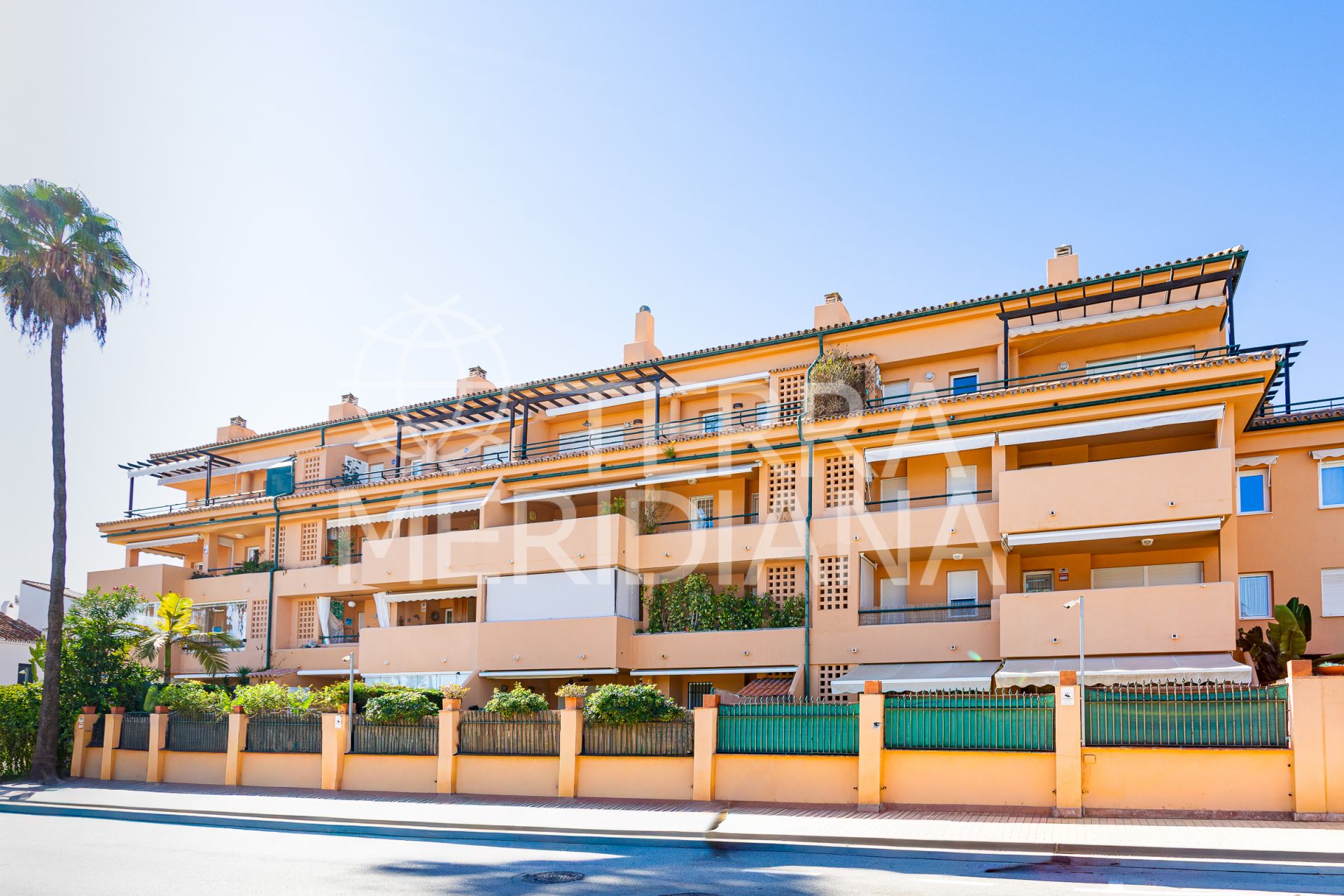 Apartment in Marbella East, Marbella