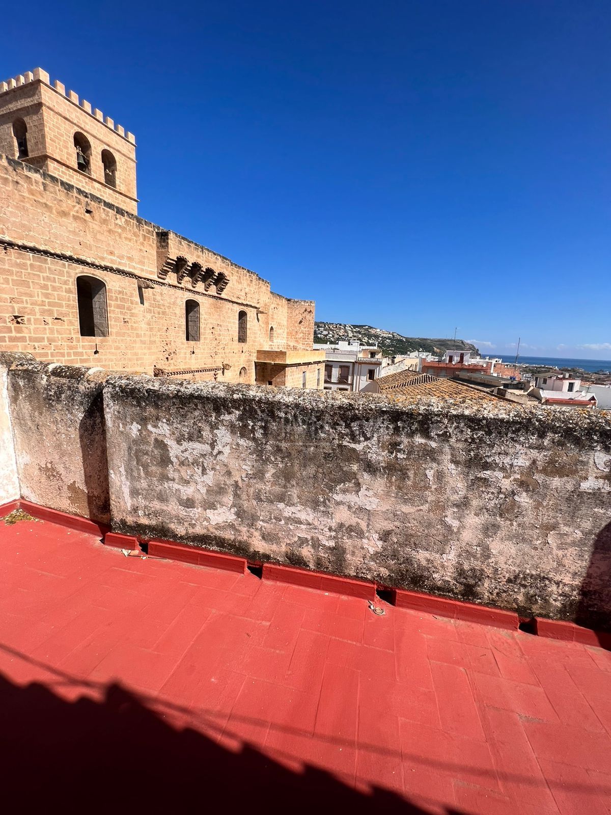 Charming old townhouse to reform next to the chuch in Javea