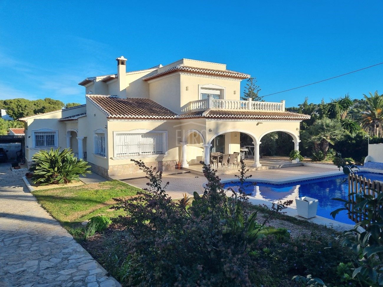 Villa for sale in Jávea , in the area of Ambolo with stunning sea views