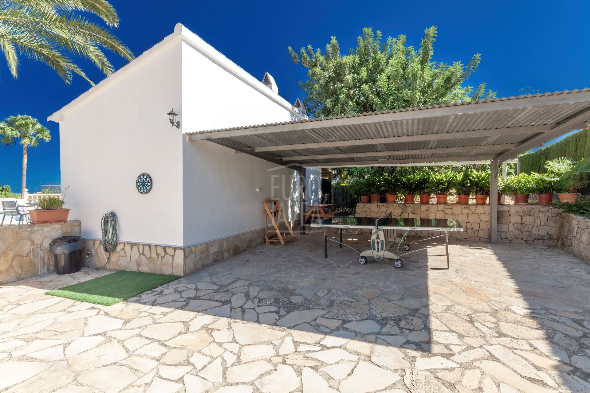 Spectacular traditional villa for sale in the Puchol area in Jávea. South orientation