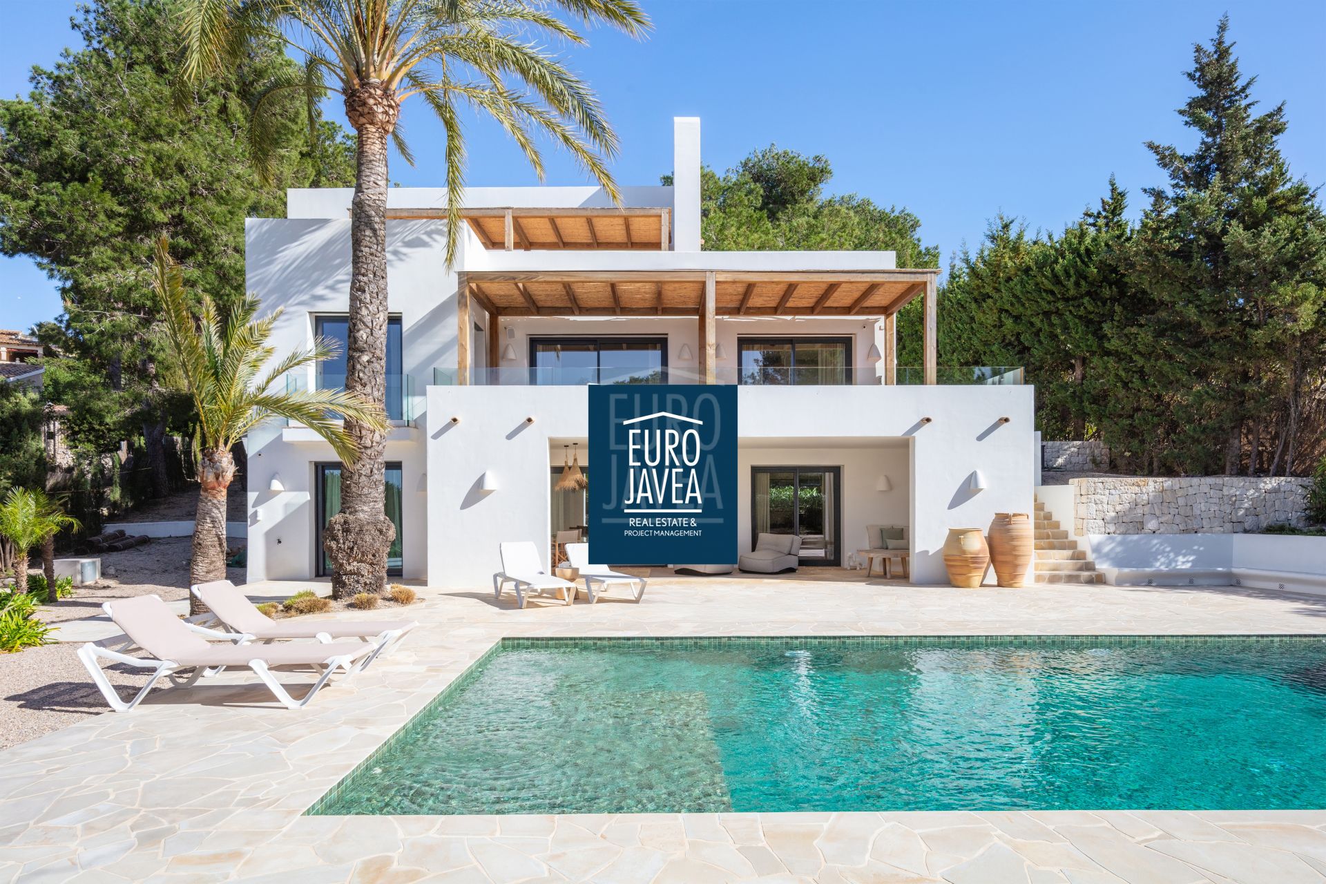 Ca La Vida, a Mediterranean luxury villa exclusively for sale in Balcón al Mar
