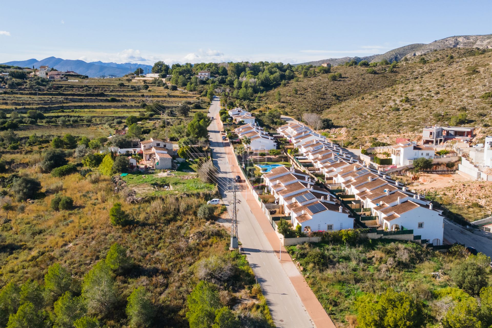 Appartement avec jardin privé dans le quartier calme de Benitachell
