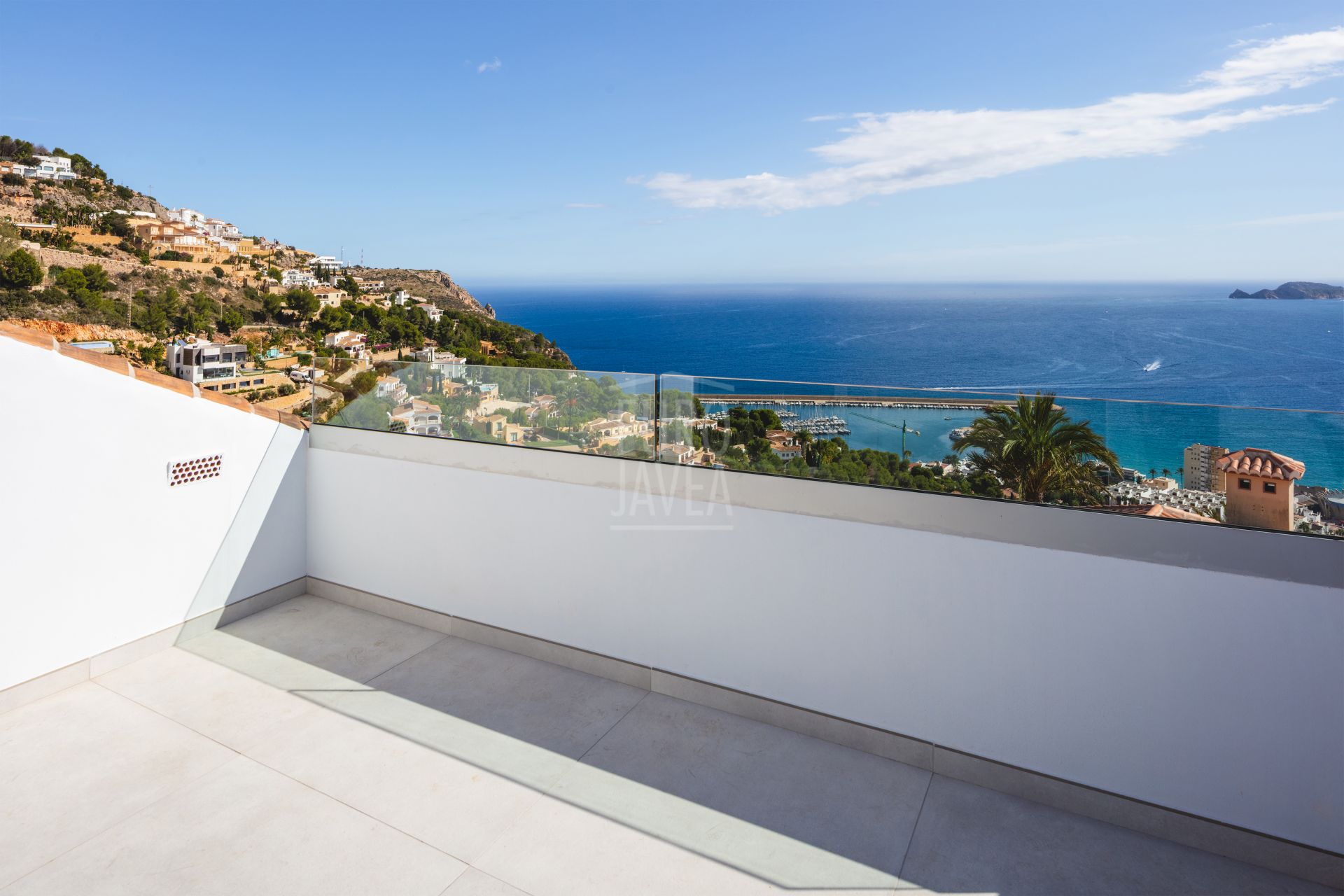 Villa Allure, luxe méditerranéen avec vue panoramique sur la mer à La Corona, Jávea