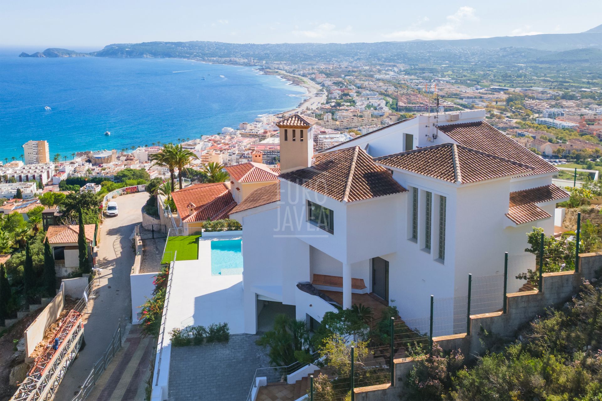 Villa Allure, luxe méditerranéen avec vue panoramique sur la mer à La Corona, Jávea