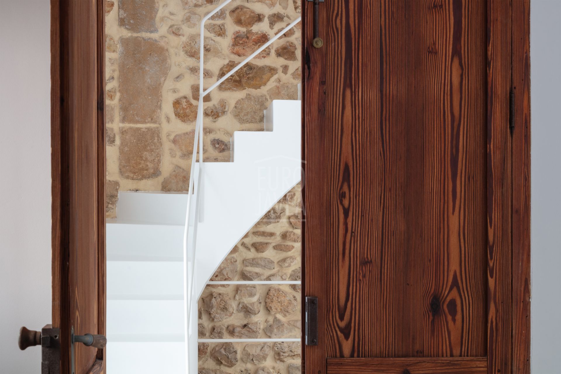 An elegant, newly renovated property in the heart of Jávea’s old town