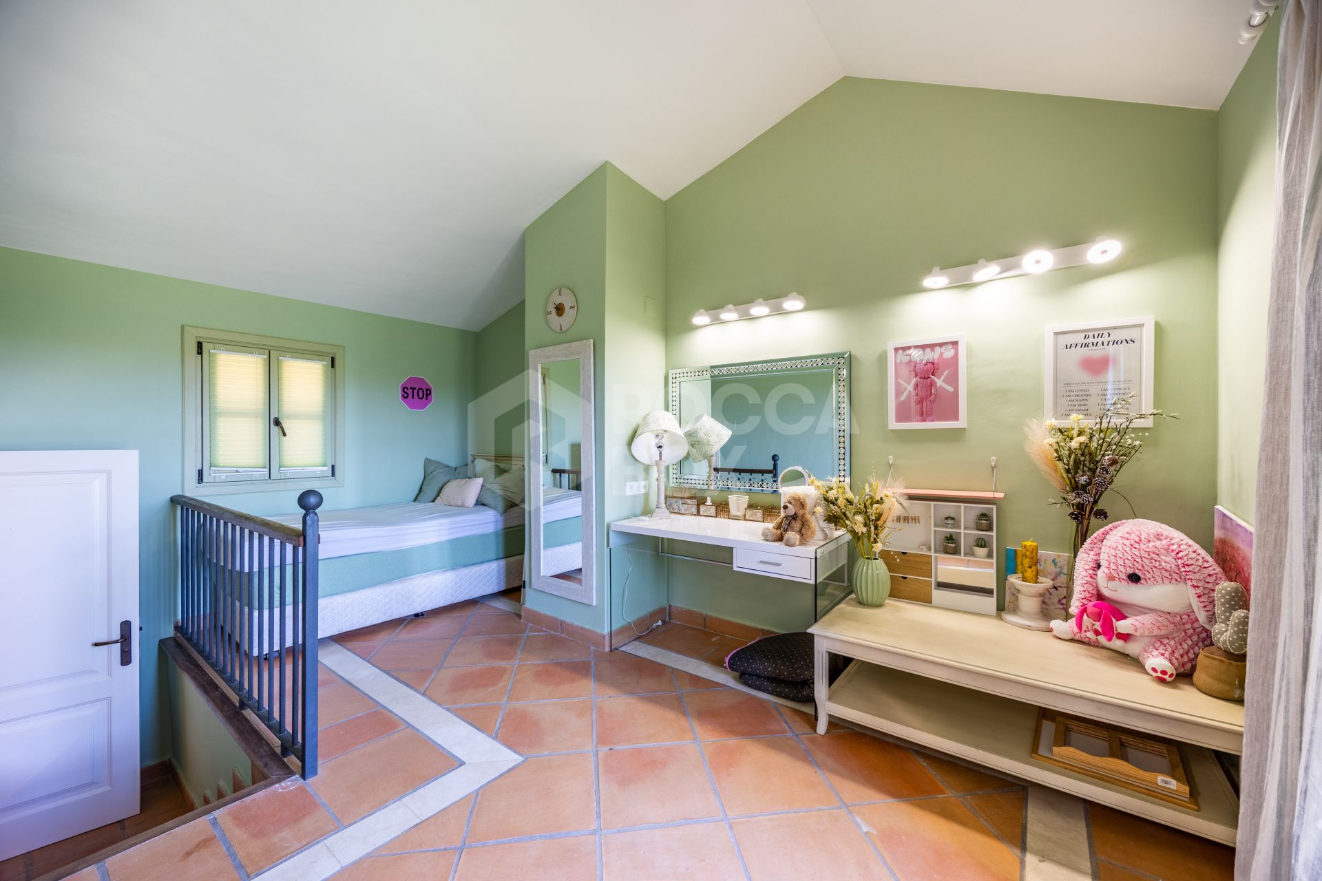 Exclusive Semi-Detached House with 4 bedrooms on the Frontline of Golf in Sotogrande – with Private Garden