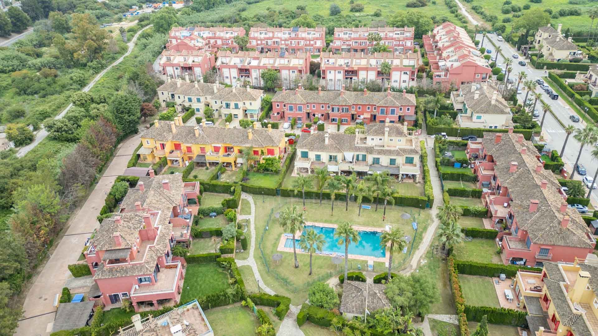 Semi Detached House in El Casar Fronda, Sotogrande