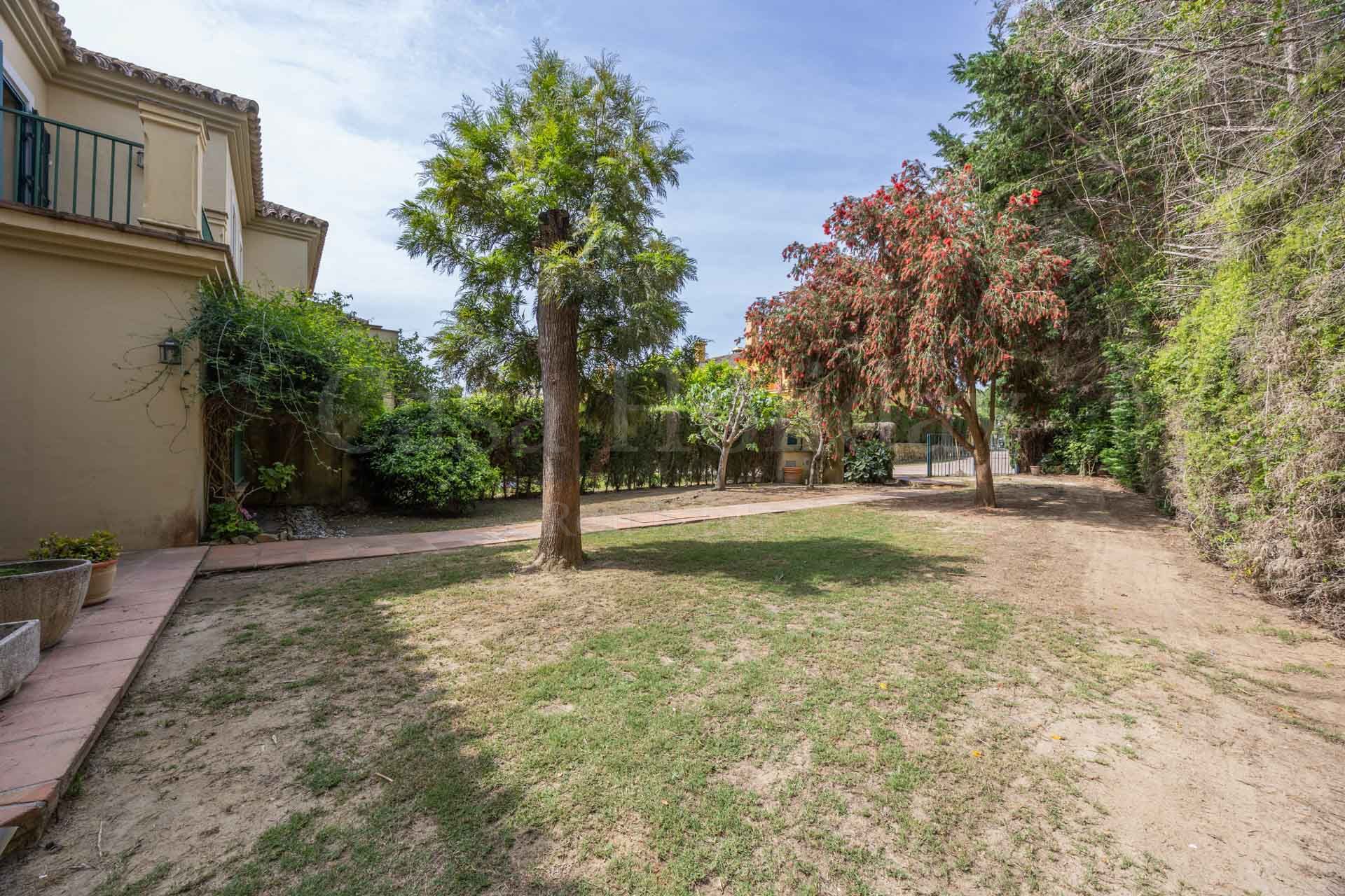 Semi Detached House in El Casar Fronda, Sotogrande