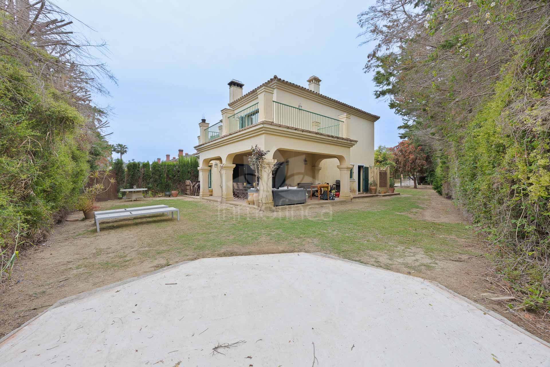 Semi Detached House in El Casar Fronda, Sotogrande