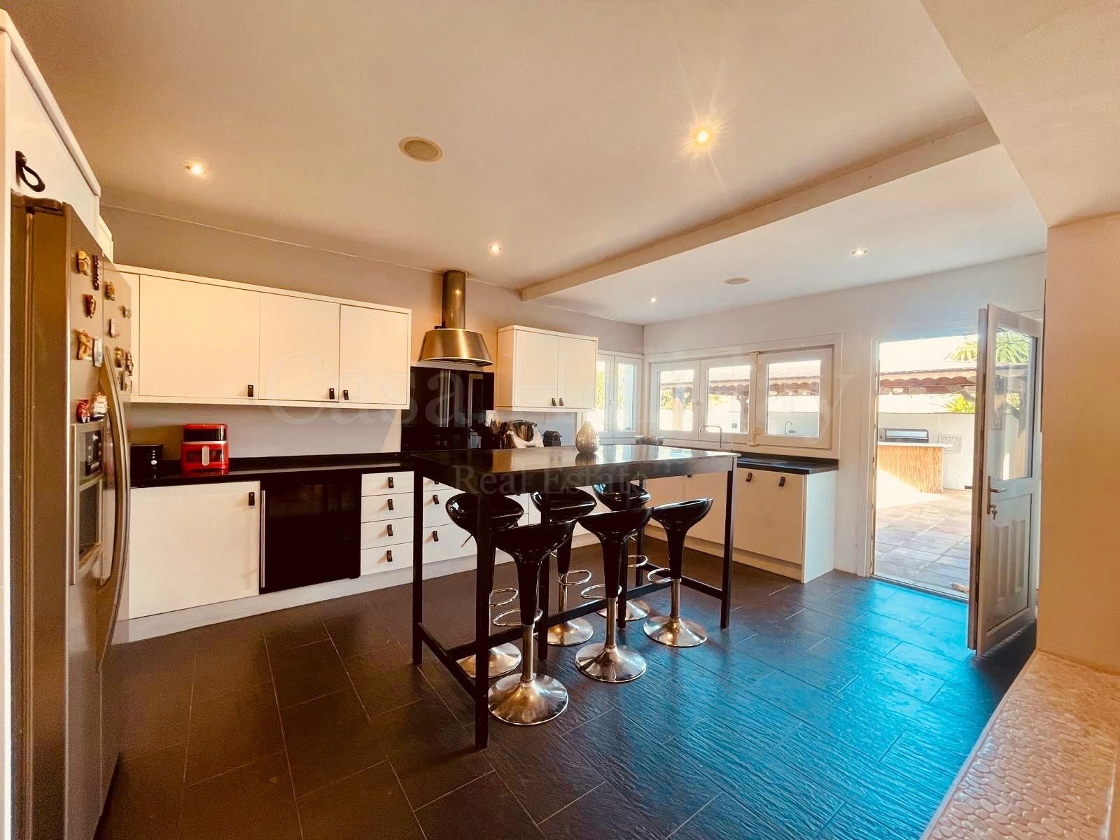 House in Castillo de la Duquesa, Manilva