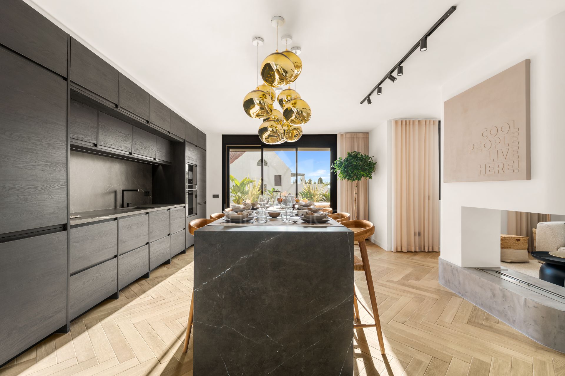 Apartment in Nueva Andalucia, Marbella