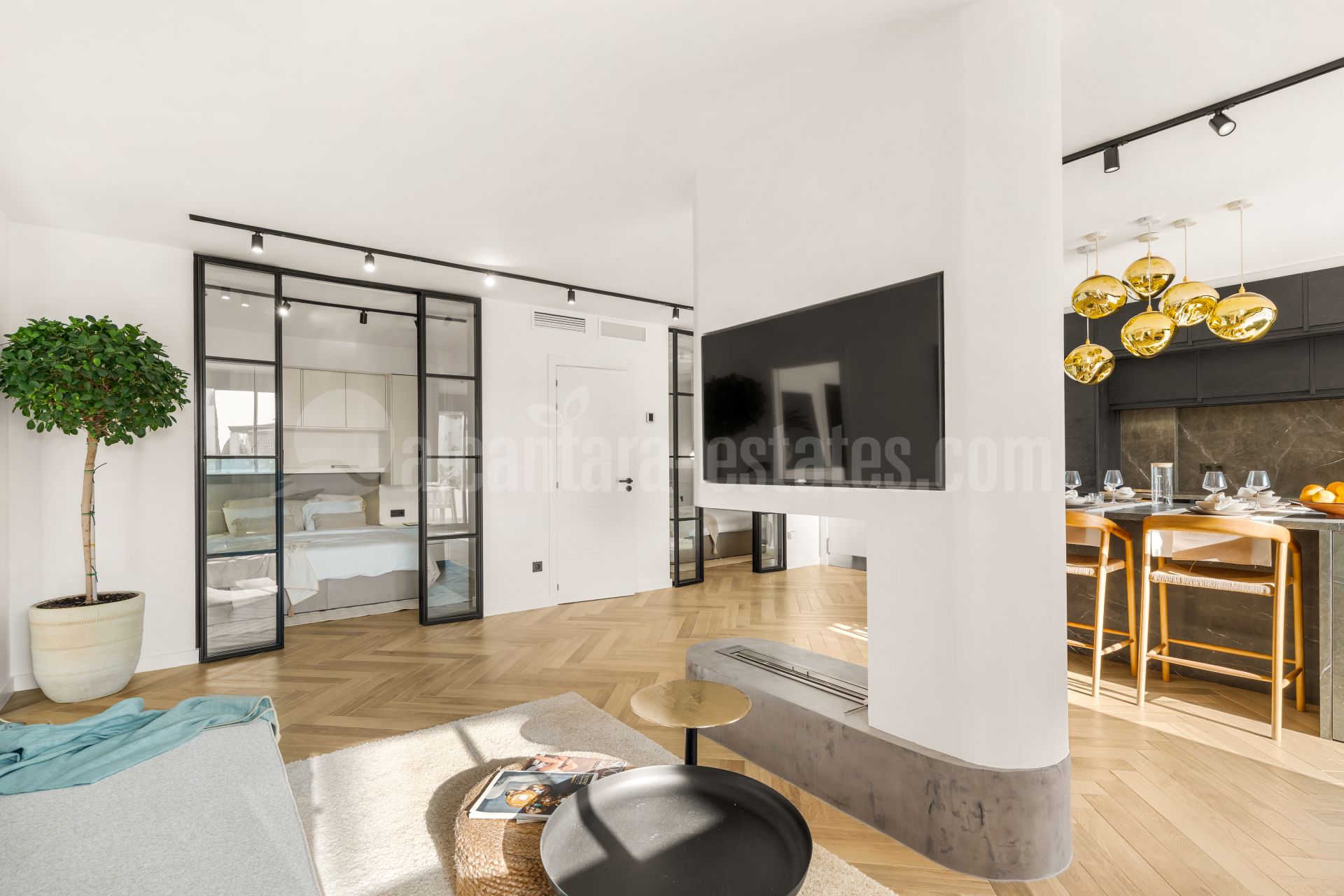 Apartamento en Nueva Andalucia, Marbella
