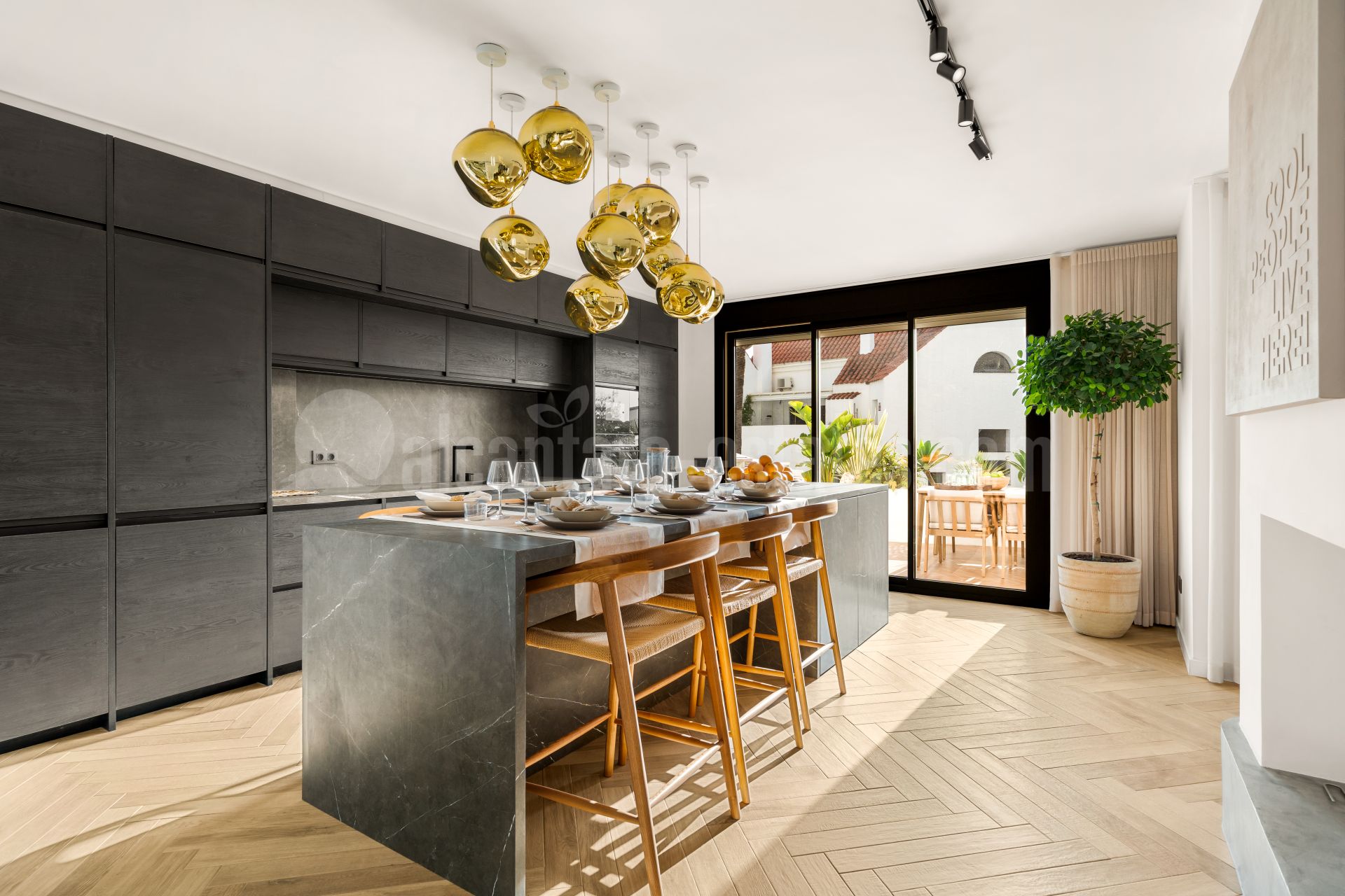 Apartamento en Nueva Andalucia, Marbella