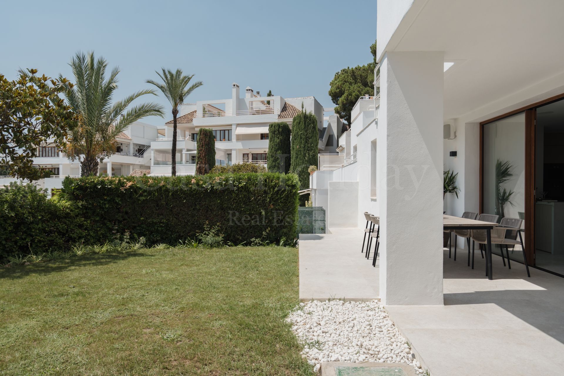 Ground Floor Duplex in Alcores del Golf, Marbella