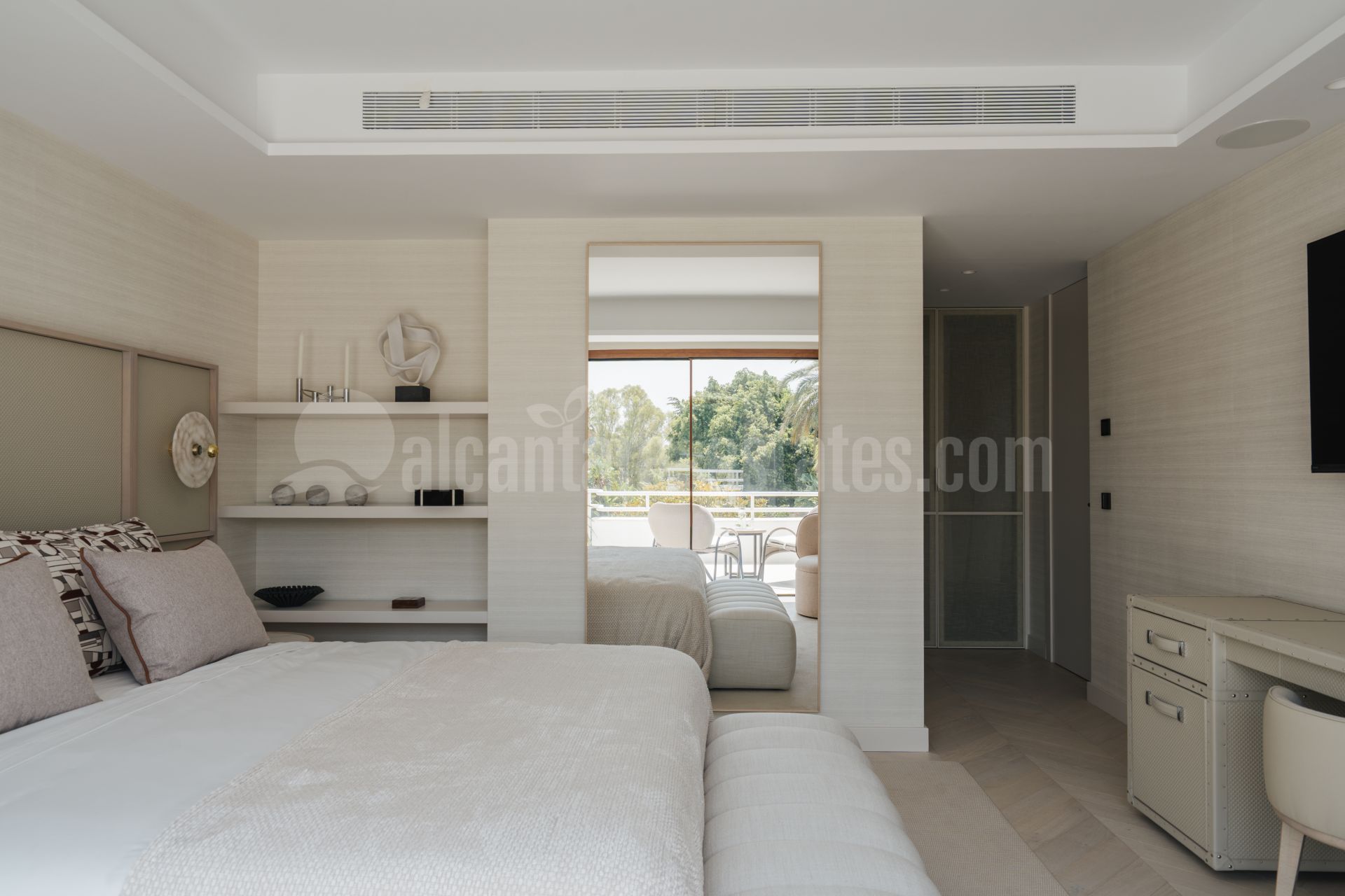 Ground Floor Duplex in Alcores del Golf, Marbella