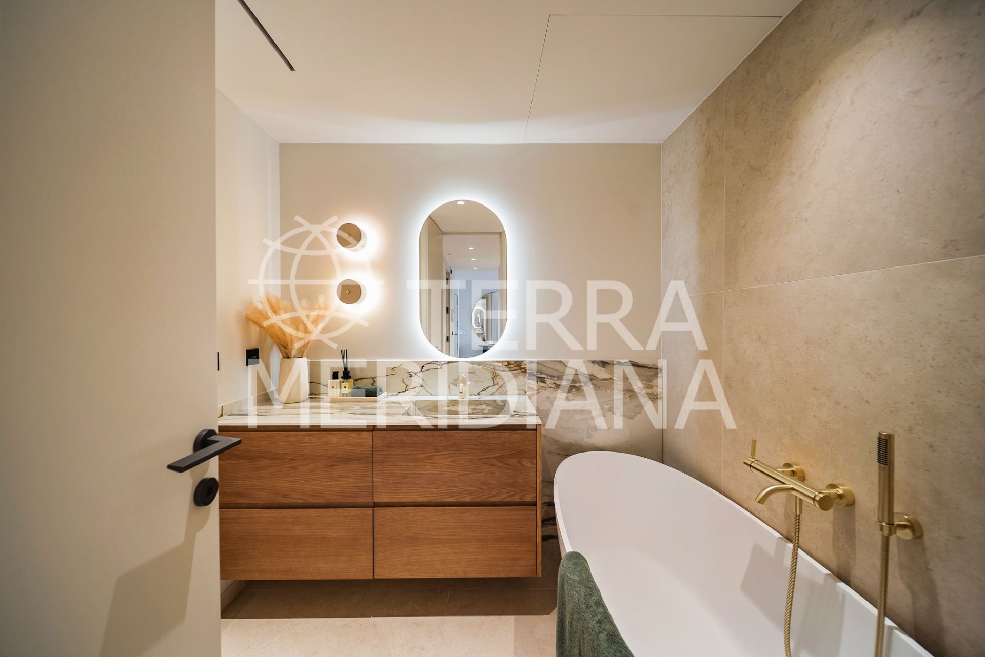 Apartment in Marbella Golden Mile, Marbella