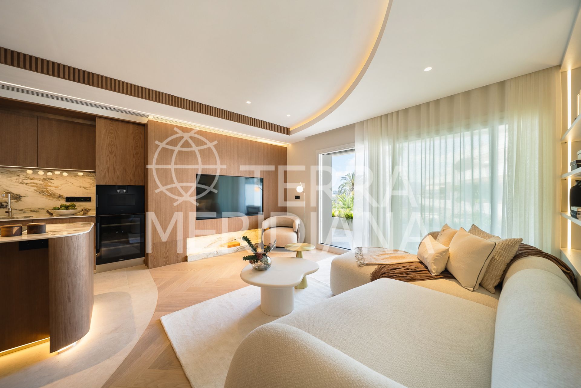Apartment in Marbella Golden Mile, Marbella