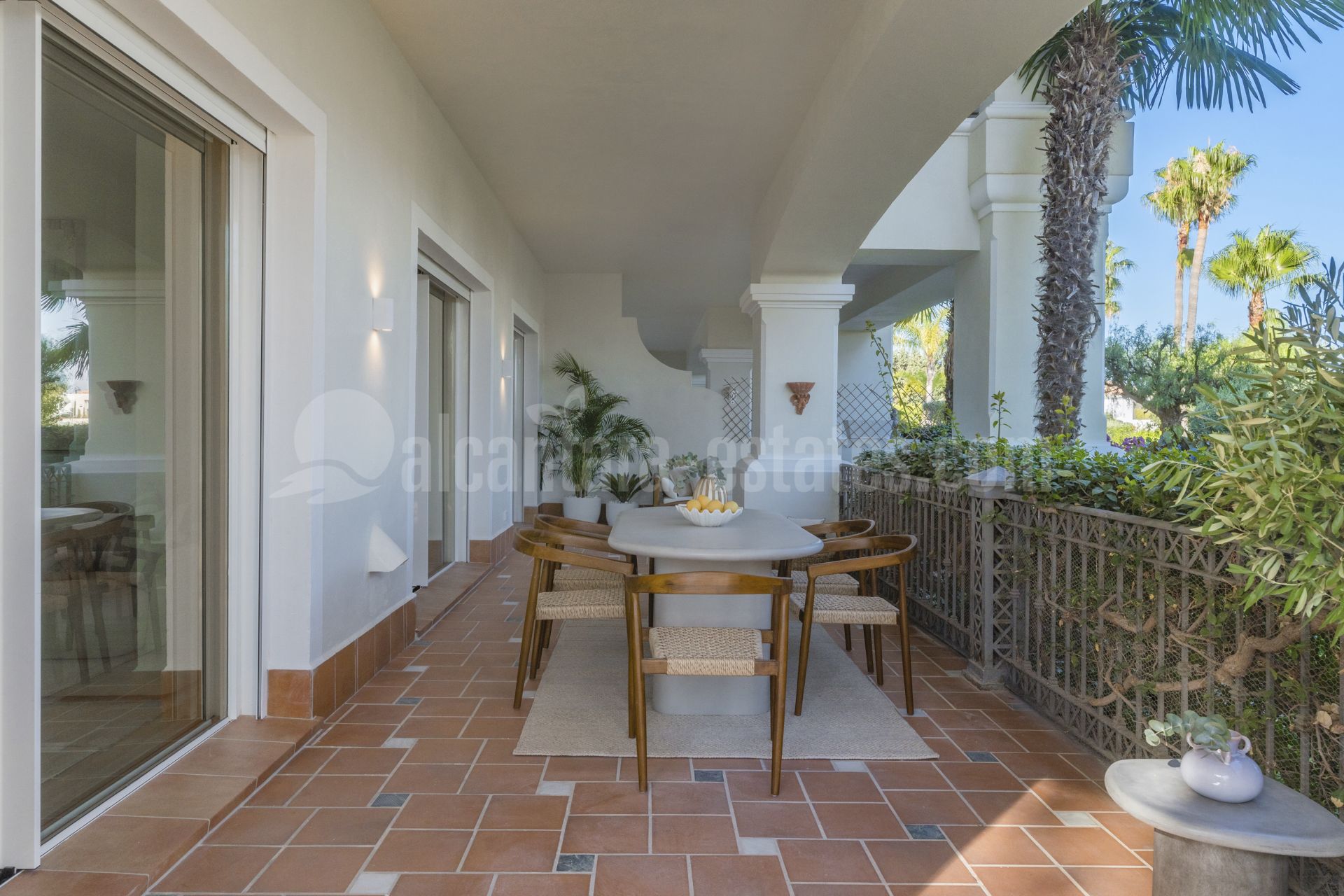 Apartamento Planta Baja en Altos Reales, Marbella