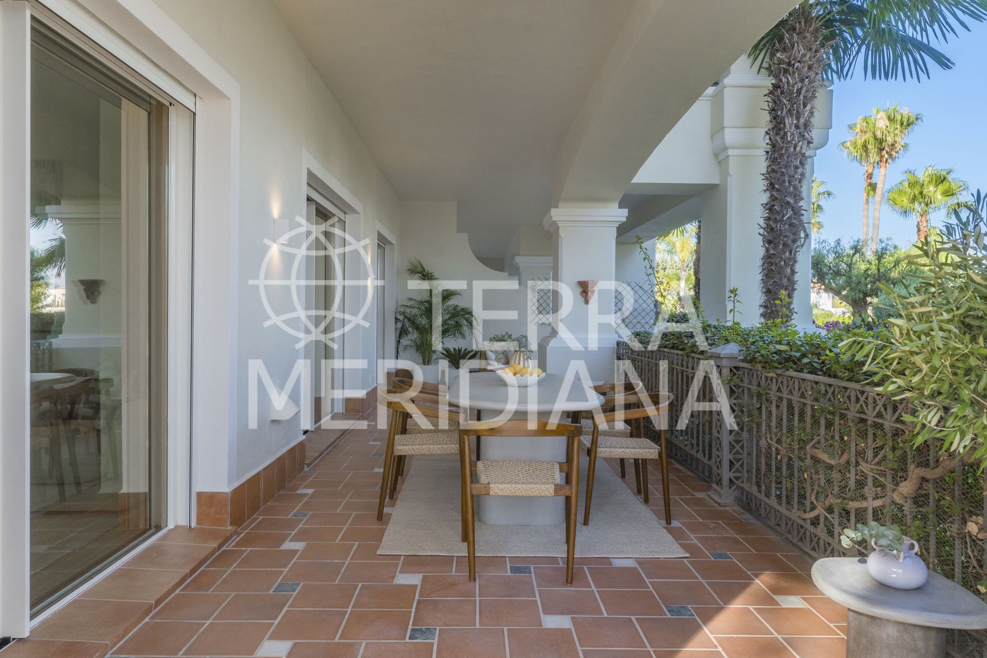 Ground Floor Apartment in Altos Reales, Marbella